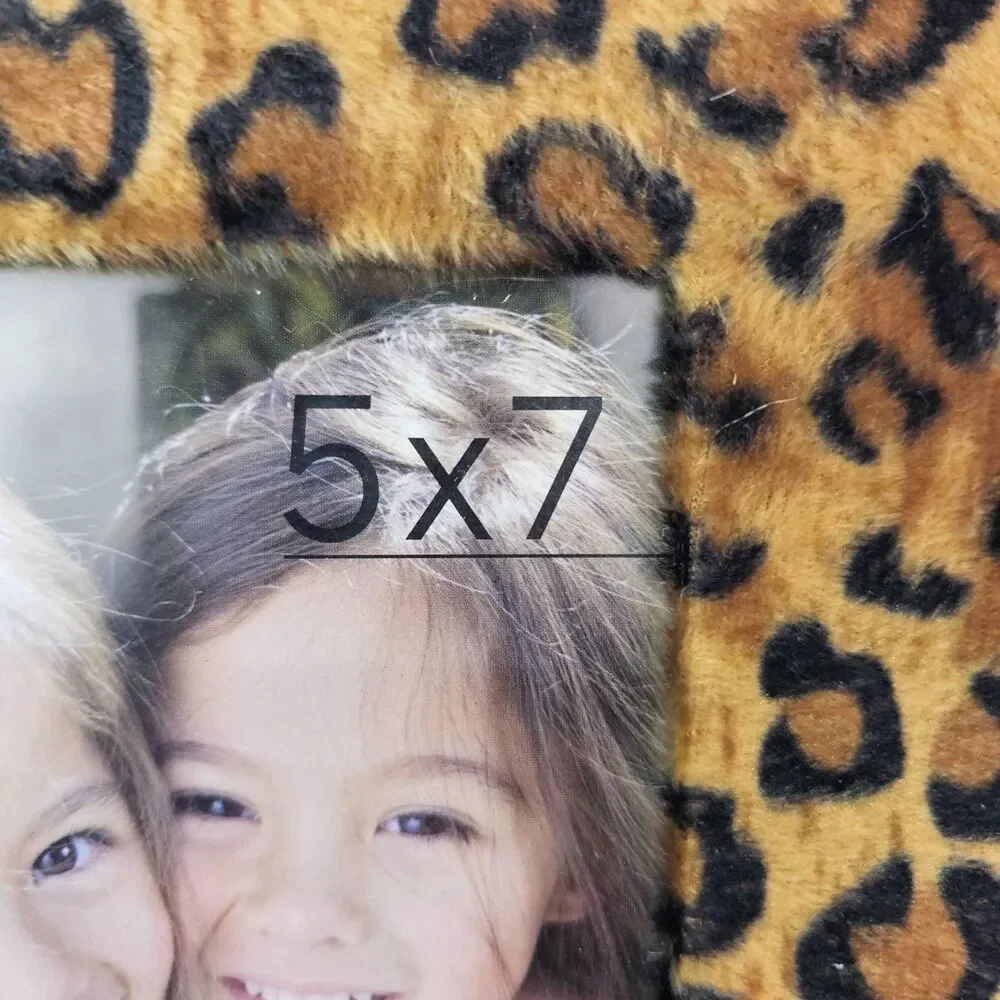 Green Tree Gallery Leopard Faux Fur 5x7 Picture Frame Y2K Animal Print Glam